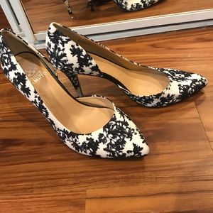 7.5 Vince Camuto black and white heels