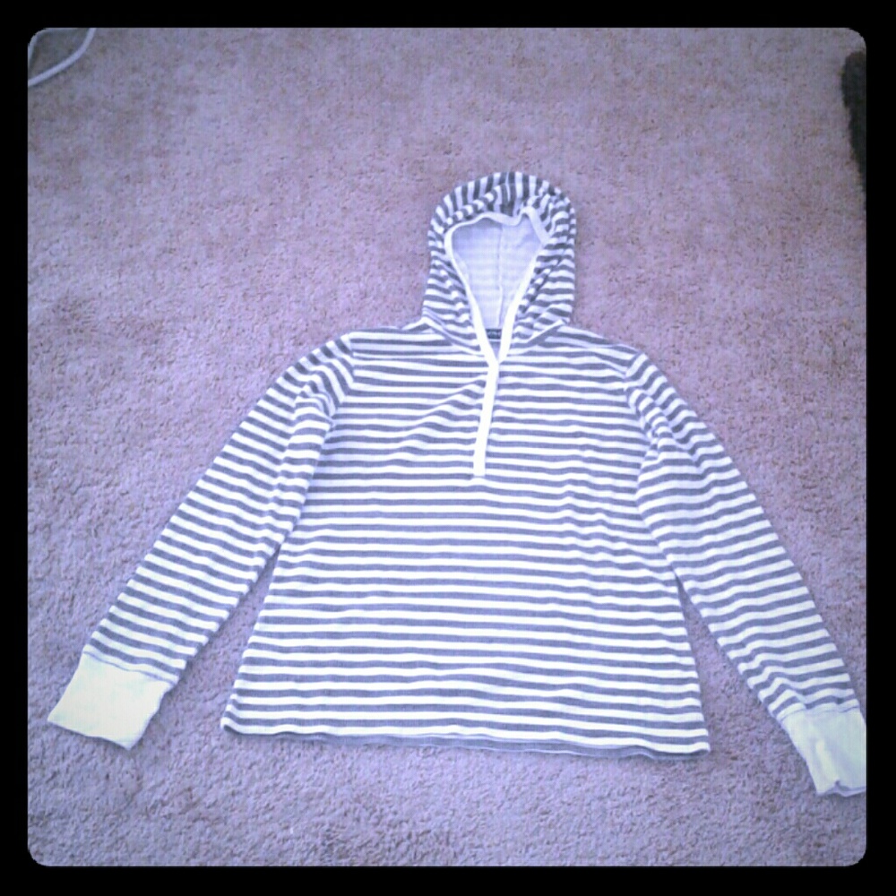 Women's shirt hoodie