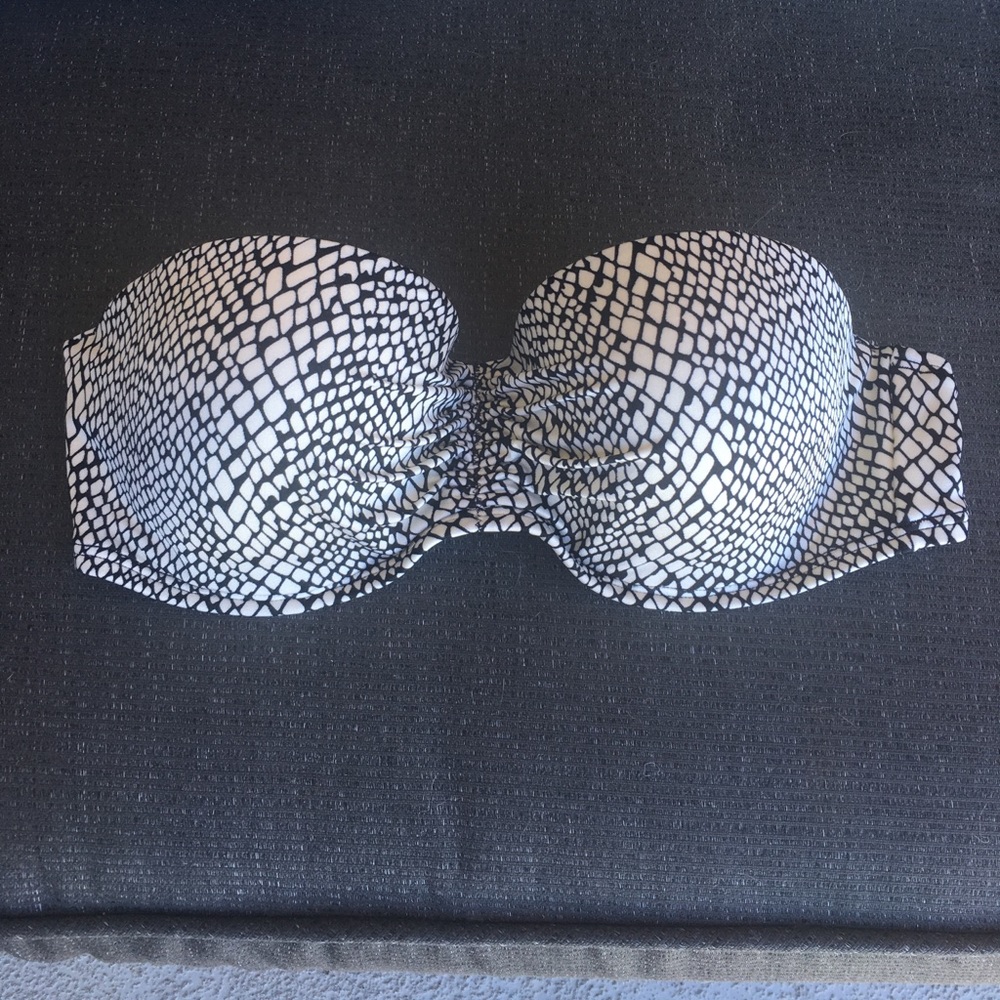Victoria's Secret Strapless Underwire Bikini 34D