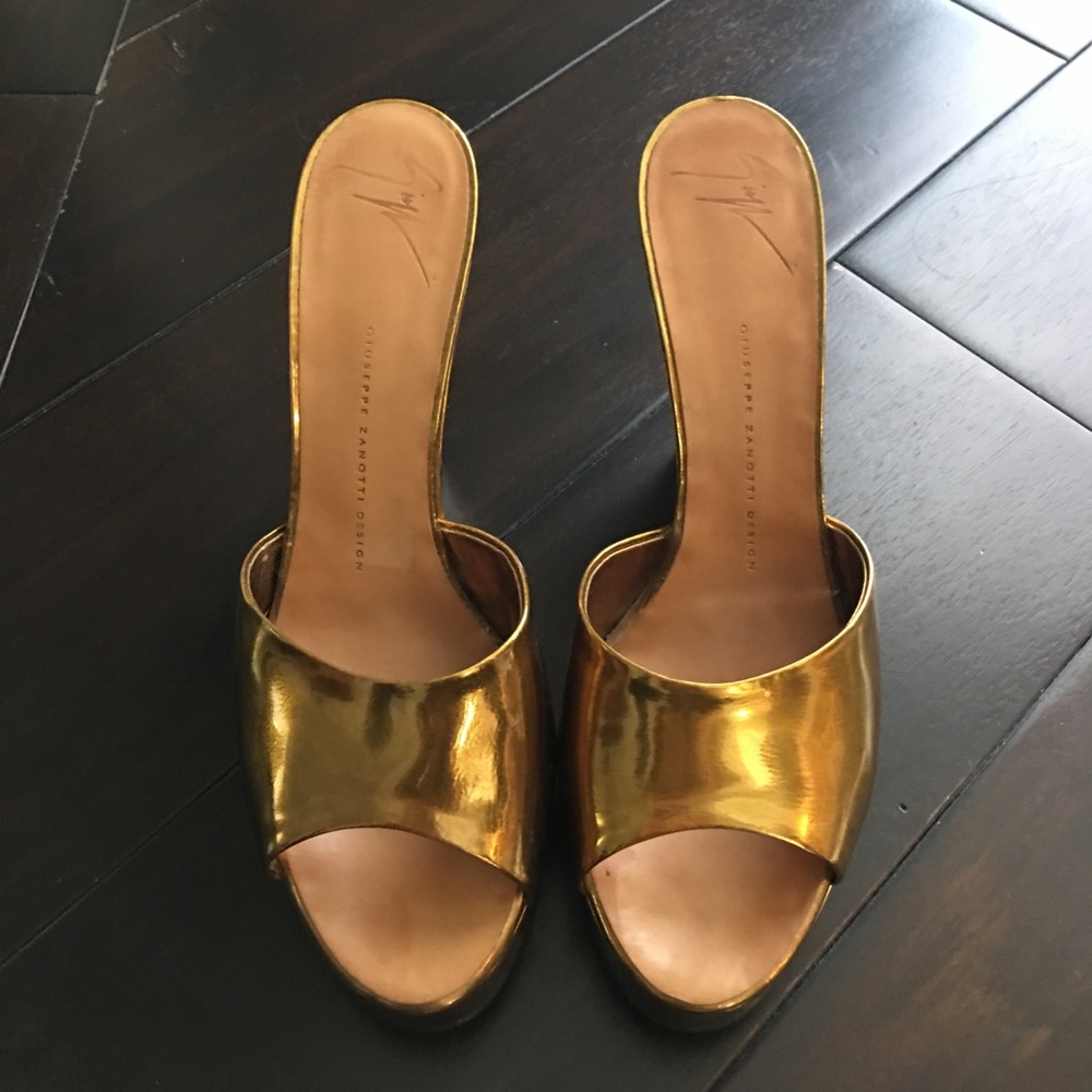 Guiseppe Zanotti design golf platform wedge size 8