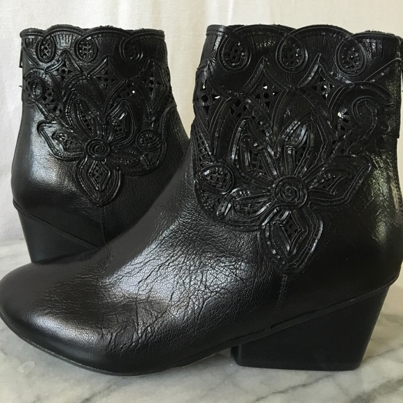 โ๏ธโ๏ธโ๏ธSOLDโ๏ธโ๏ธโ๏ธSesto Meucci Trapunto ankle boot - Picture 8 of 8