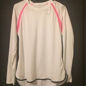 Long sleeve tee