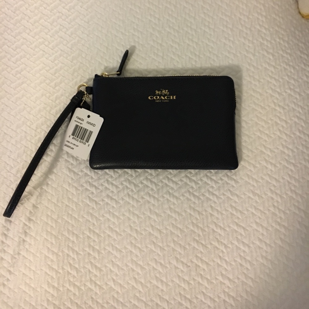 NWT Navy Blue Coach wristlet