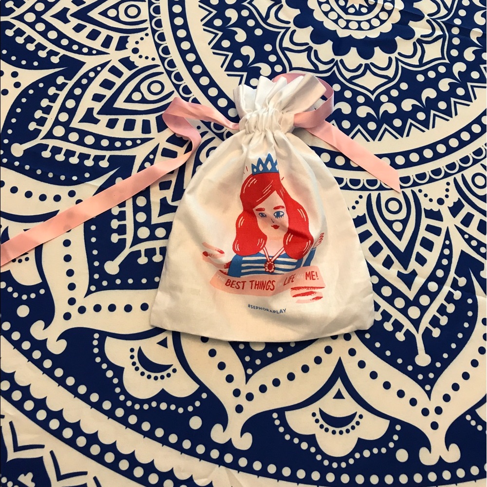 Makeup Pouch - Picture 3 of 3