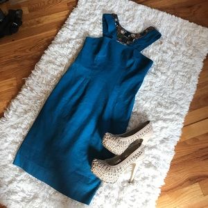 ADRIANNA PAPELL. Blue linen shift.