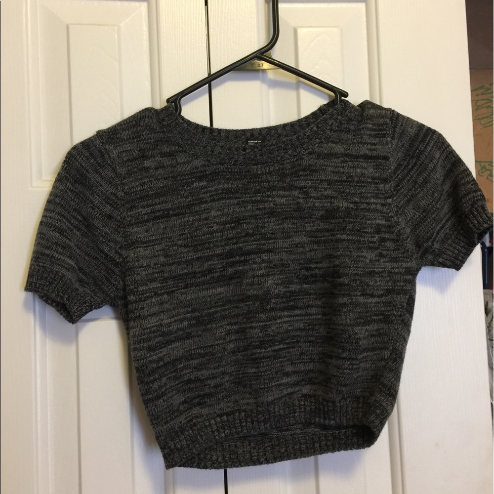 Cute grey crop cop
