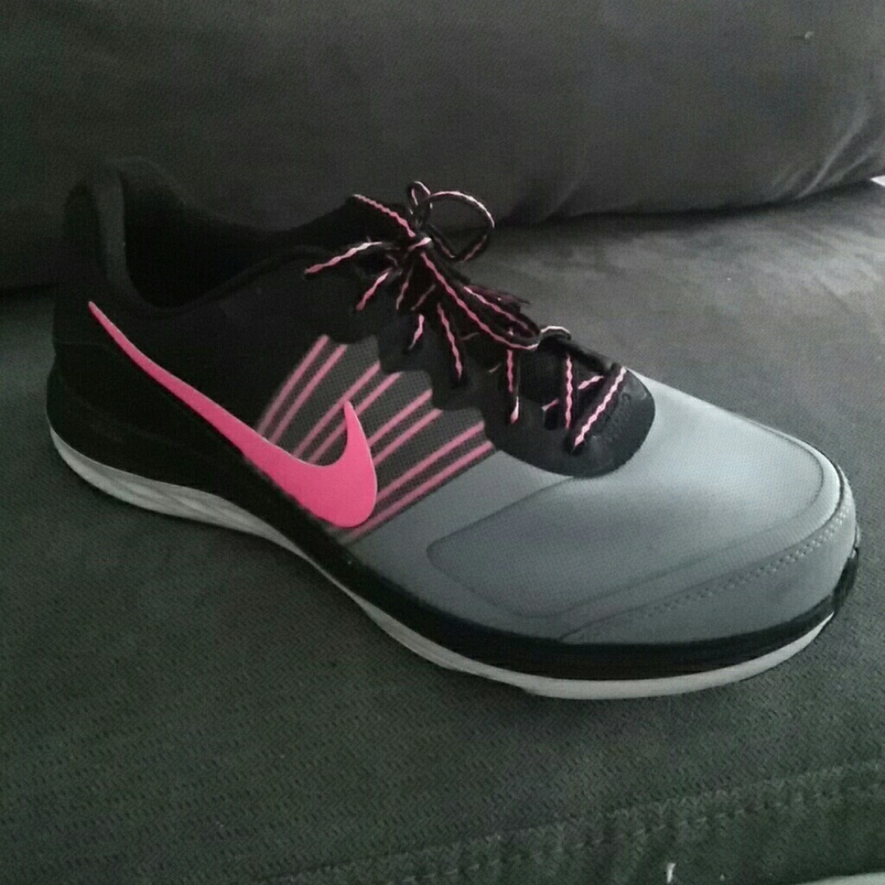 Nike Dual Fusion X women size 11