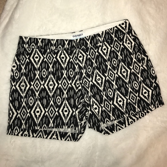 Old Navy Pants - Black and White Aztec Print Shorts