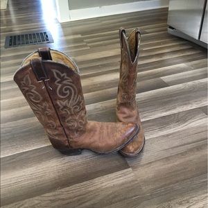 Justin style 2253 boots