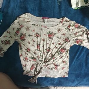 Super cute floral crop top