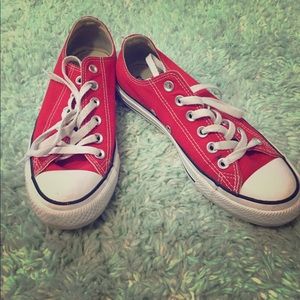 Red low-top converse