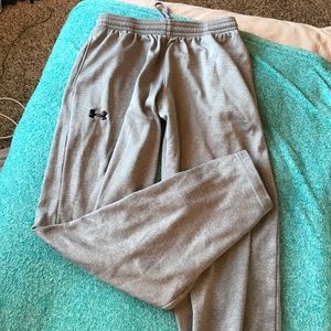 Loose-fit small underarmour sweats