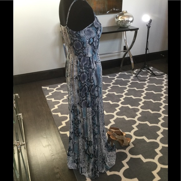 Firm Flash Sale🔥🔥 Eight Sixty Maxi Dress - Picture 6 of 8