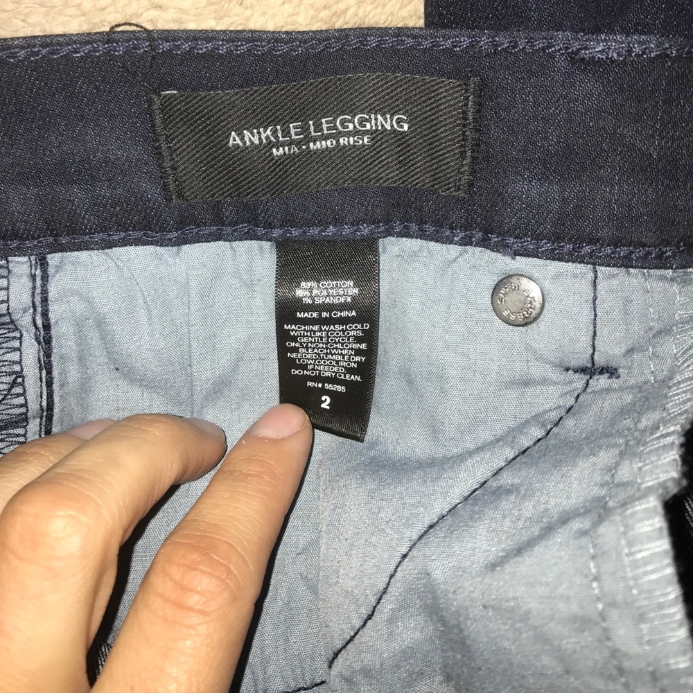 Express Ankle Legging Jeans 👖 - Picture 3 of 4