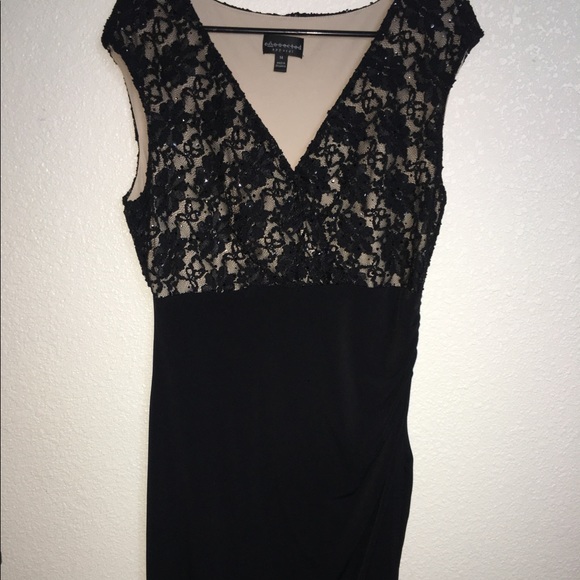 Dress - Picture 1 of 3