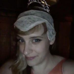 Meet your Posher, Kara