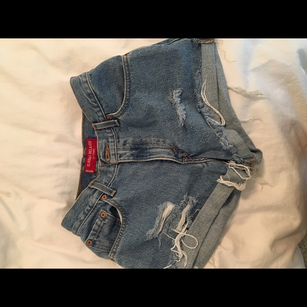 High waisted Levi's shorts