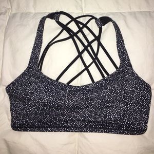 Lululemon sports bra