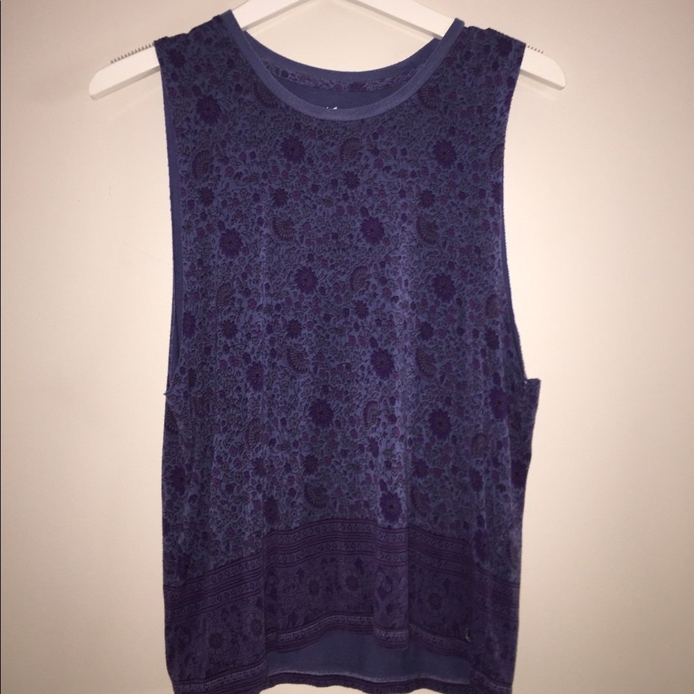 American Eagle top