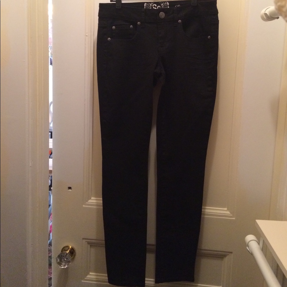 SO Perfectly Soft Embroidered Black Skinny Jeans