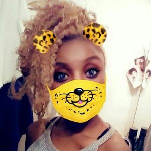 Meet your Posher, Marilyn