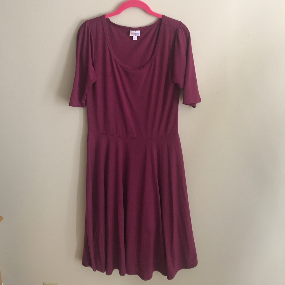 Lularoe nicole size large