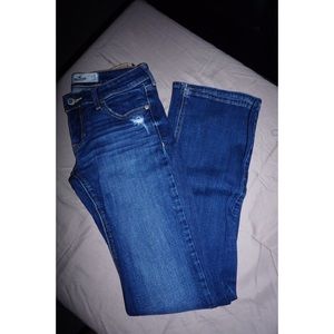 Low-Rise Boot Jeans in Destroyed Dark Wash