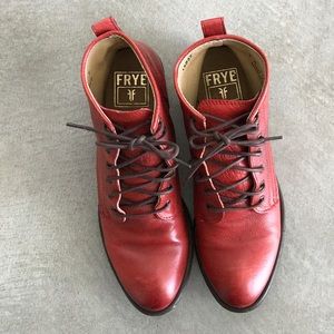 FRYE Women's Carson Lace-Up Boot Size 8