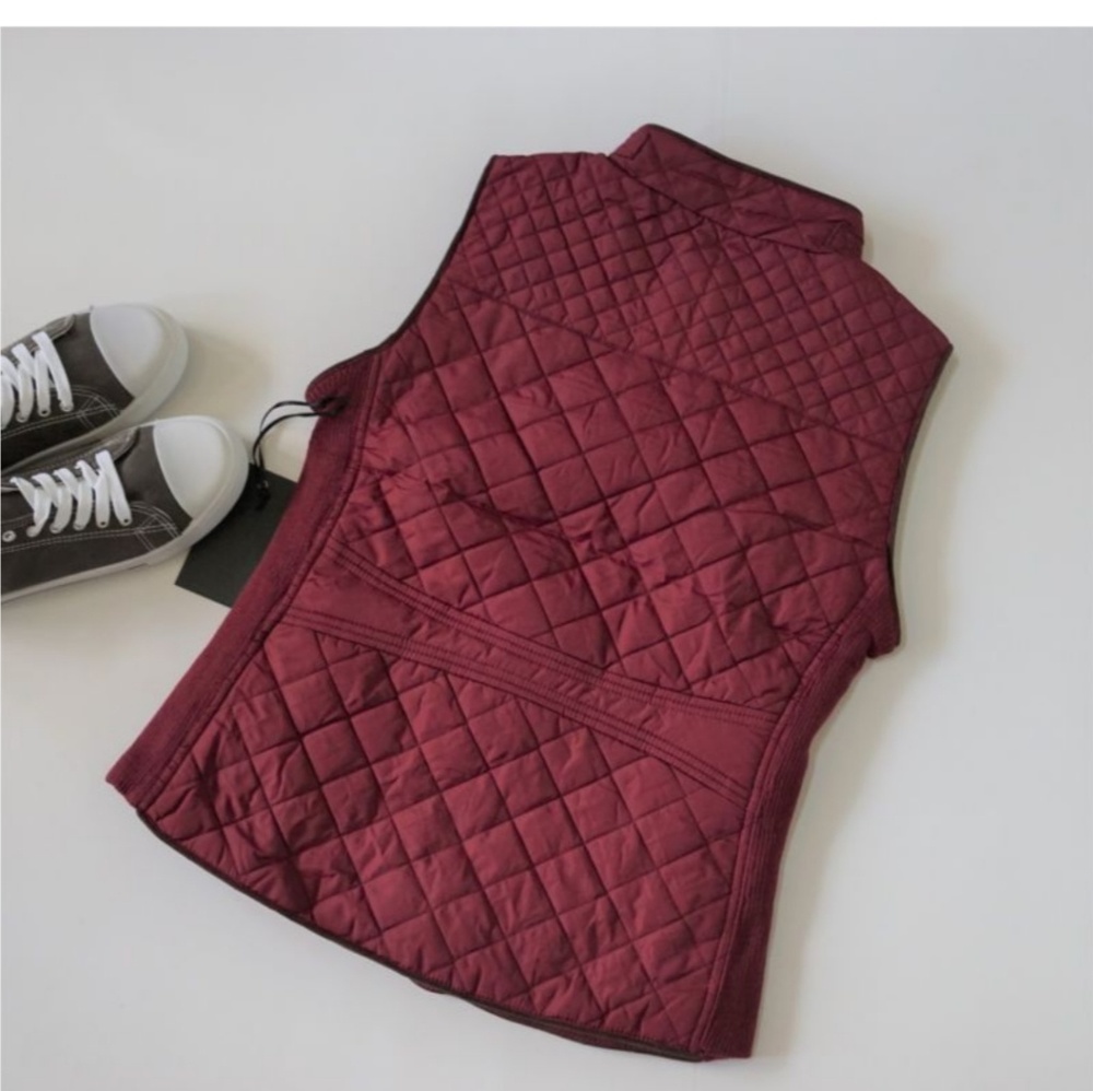 Quilted padded vest Burgundy front zip lightweight - Picture 5 of 5