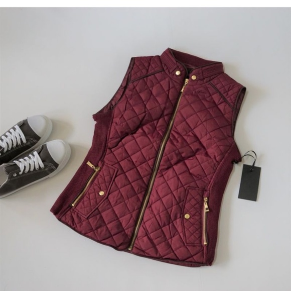 Quilted padded vest Burgundy front zip lightweight - Picture 4 of 5