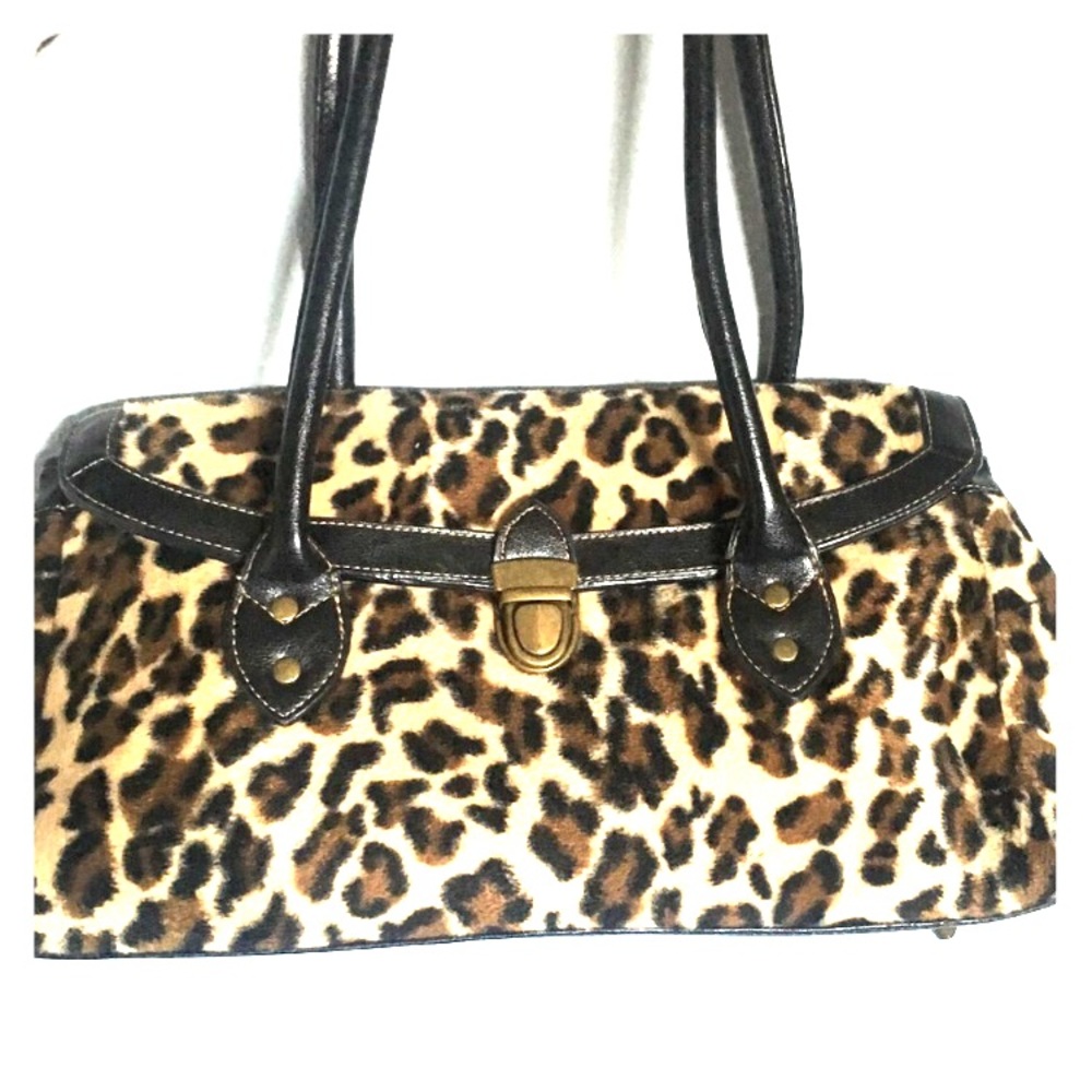 New Leopard purse!!