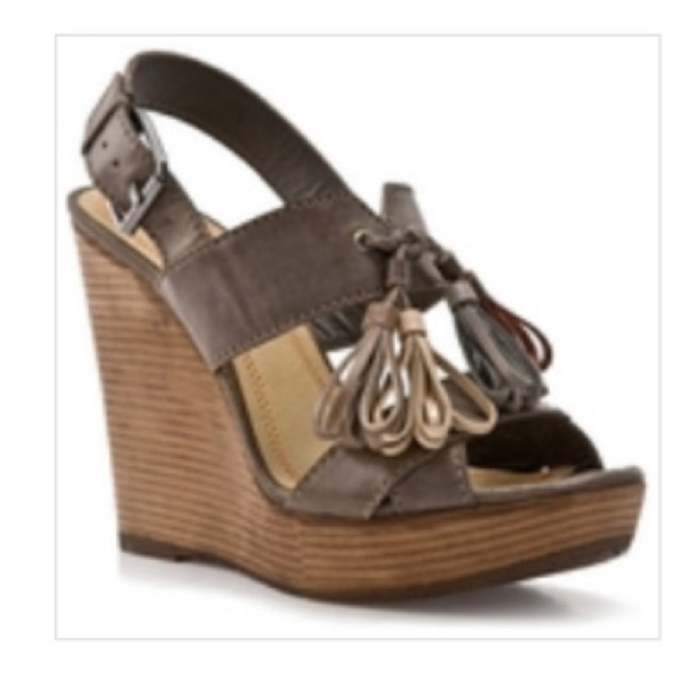 Levity Orabel Wooden Wedge Sandal