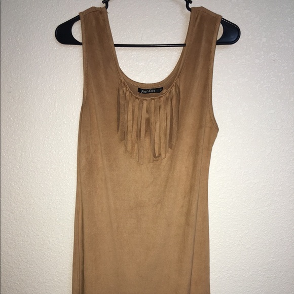 Dress - Picture 1 of 3
