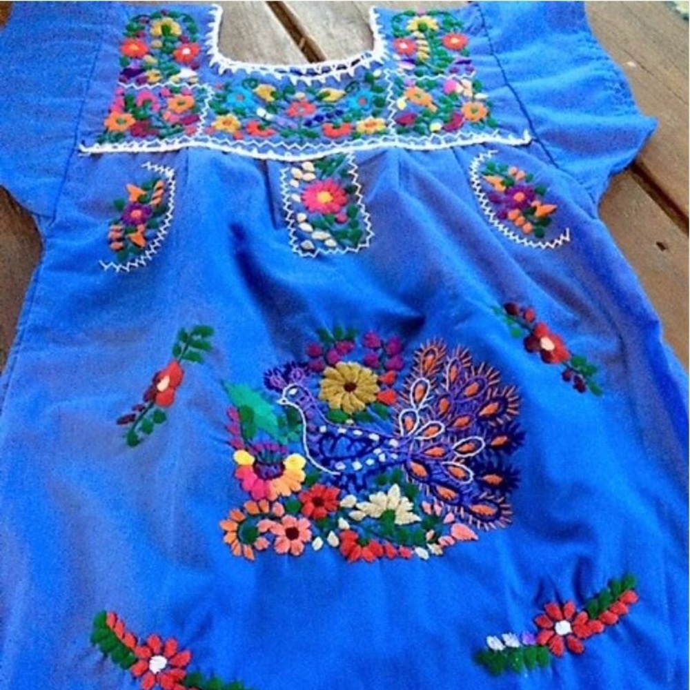 Mexican dress girls