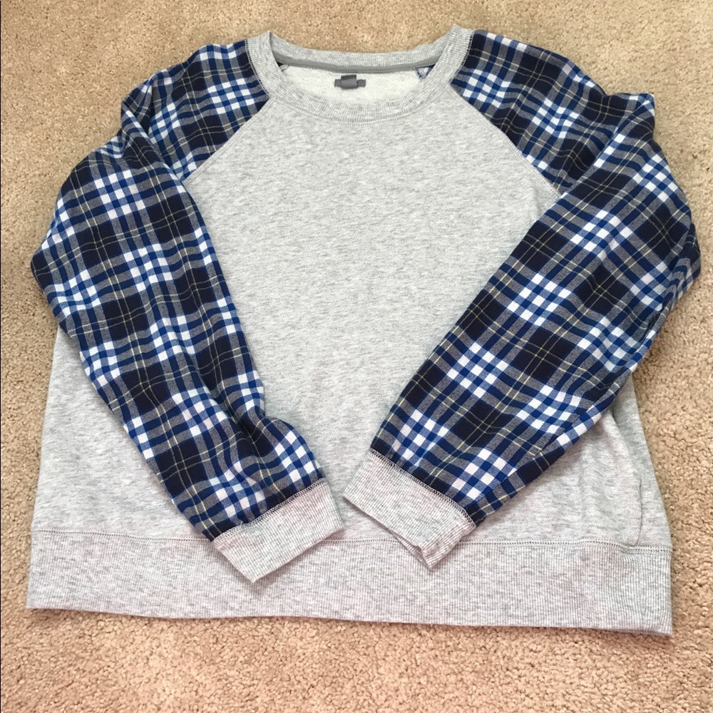 Last Chance! Like New Plaid Aerie Top