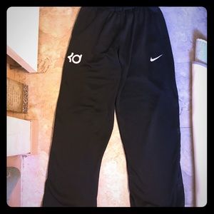 kd sweatsuit