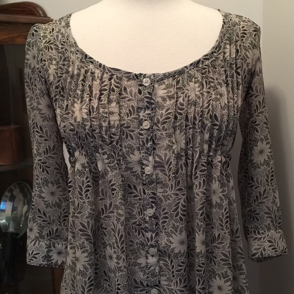 Flowy Cute Ruffled Tunic Style Top