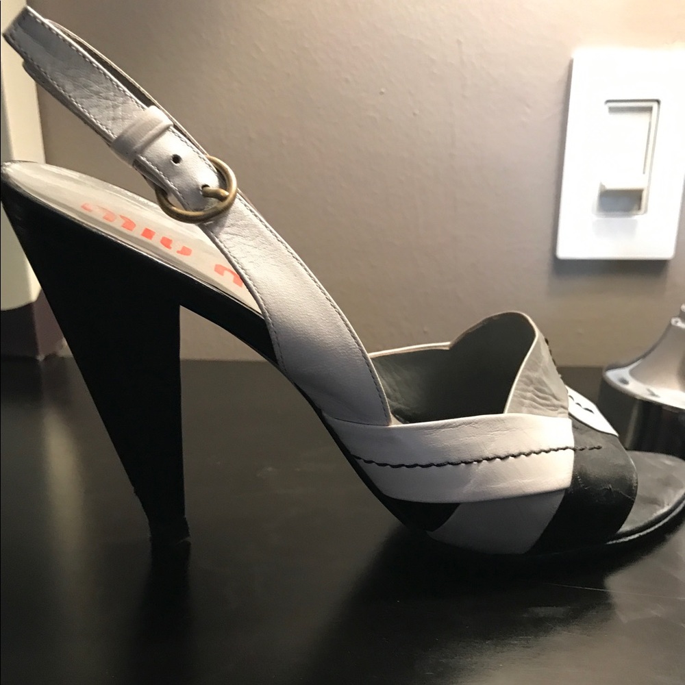 Sandals miu miu