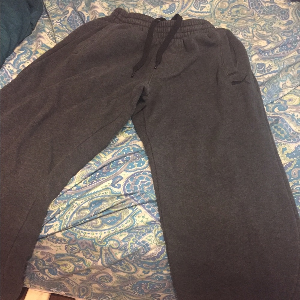 Men's puma sweats