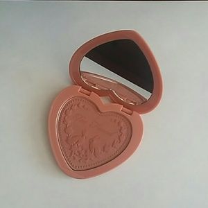 Too faced 16 hour blush