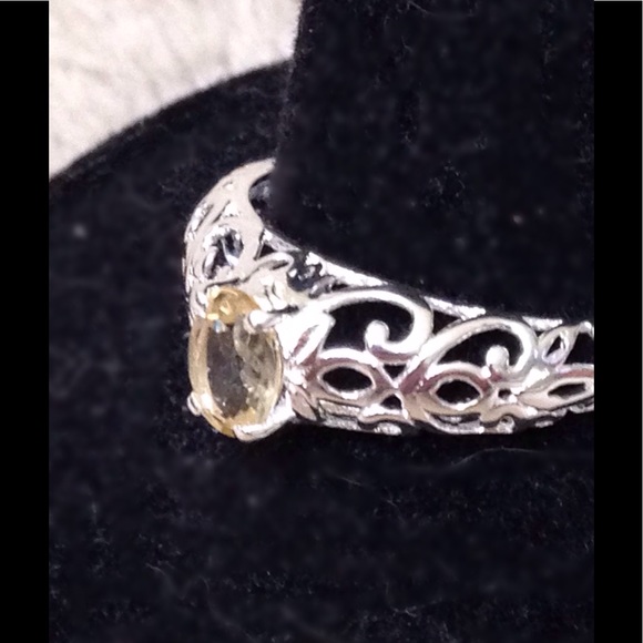 Scapolite, Yellow - Picture 4 of 4