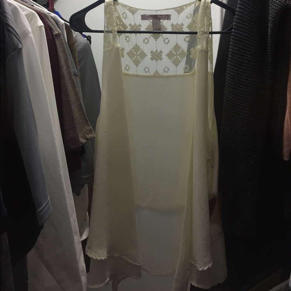 Cute white coverup