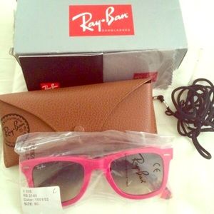 Pink Ray-Ban sunglasses