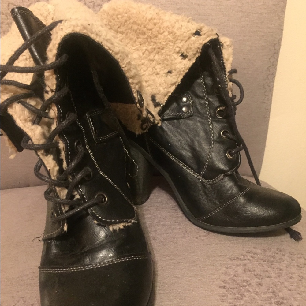 Nine West black boots