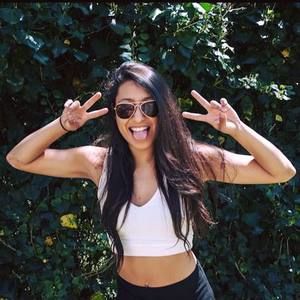 Meet your Posher, Karla