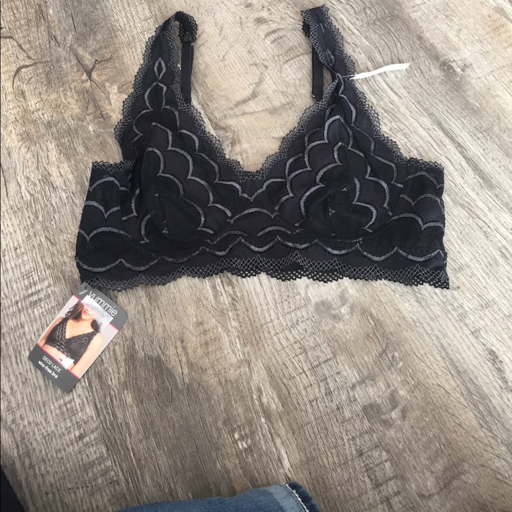 Yummie deco black lace wireless bra nwt retail 48 - Picture 2 of 5