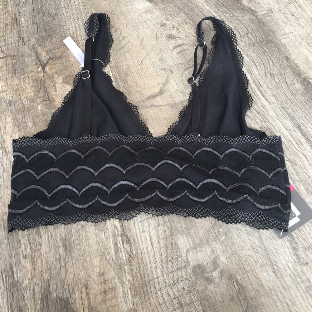 Yummie deco black lace wireless bra nwt retail 48 - Picture 5 of 5