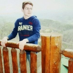 Meet your Posher, Alex