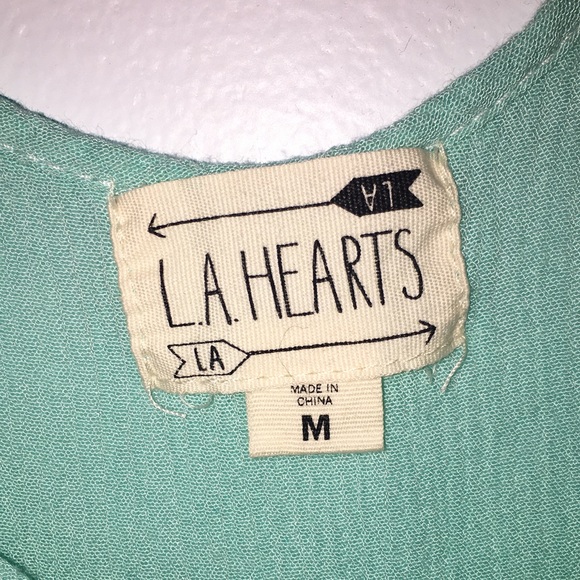 LA Hearts Cropped Tank w/ Ruffle Trim - Picture 4 of 4