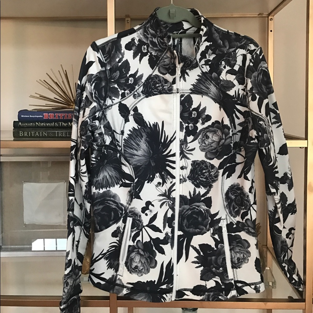 ‼️Lululemon Brisk Bloom Floral Jacket.‼️